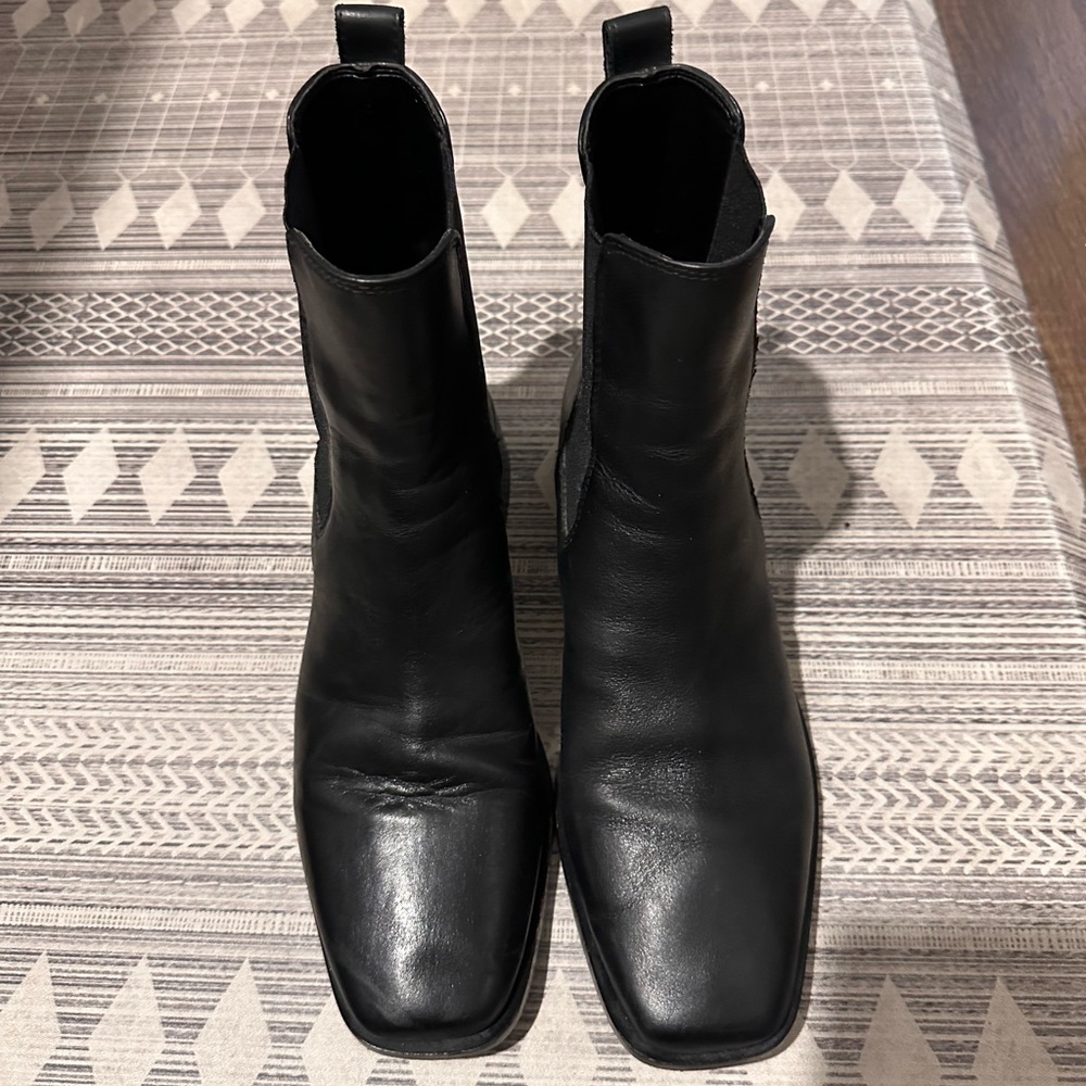 Black Leather Women’s Boots